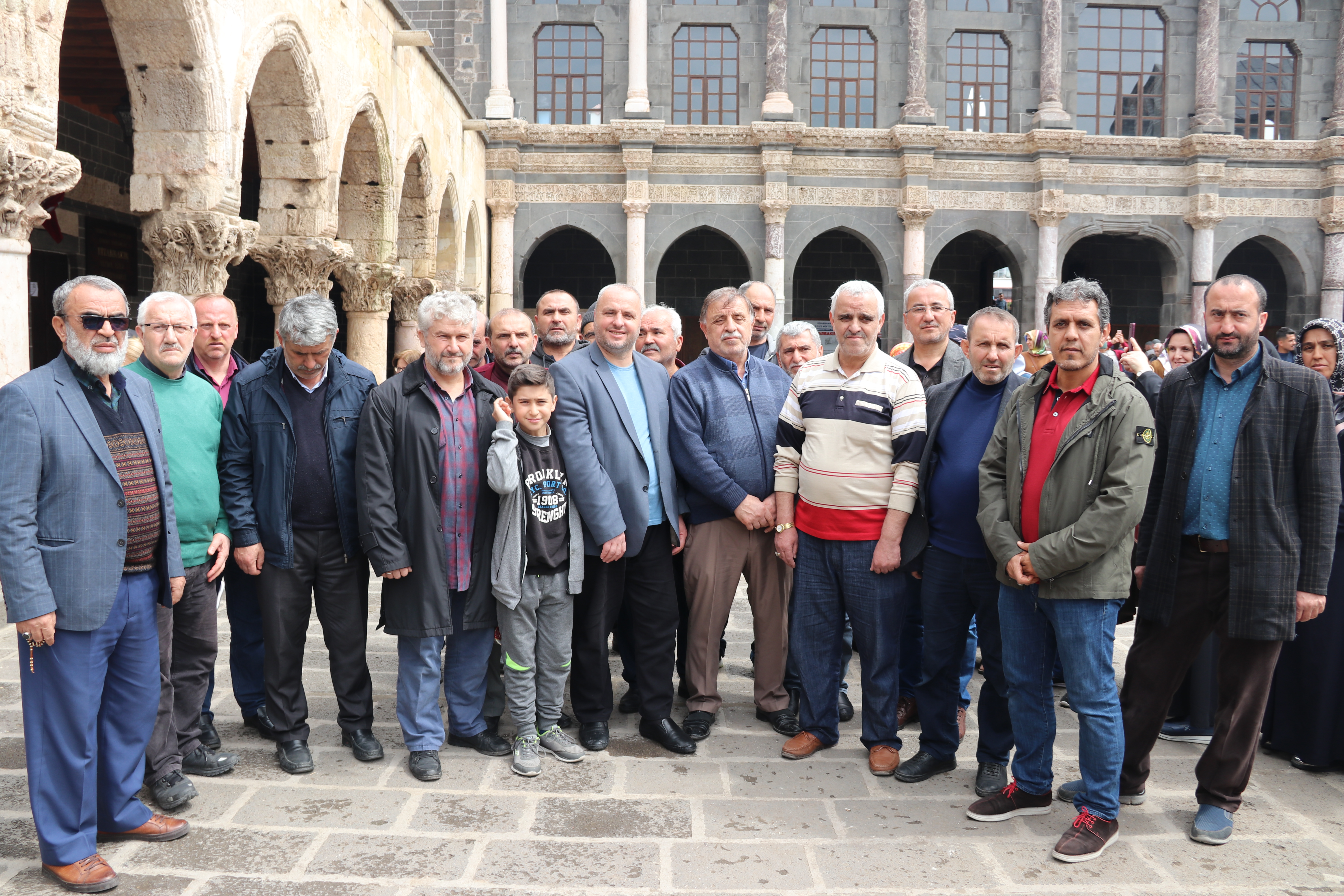 FOTO - Diyarbakır'a turist akını